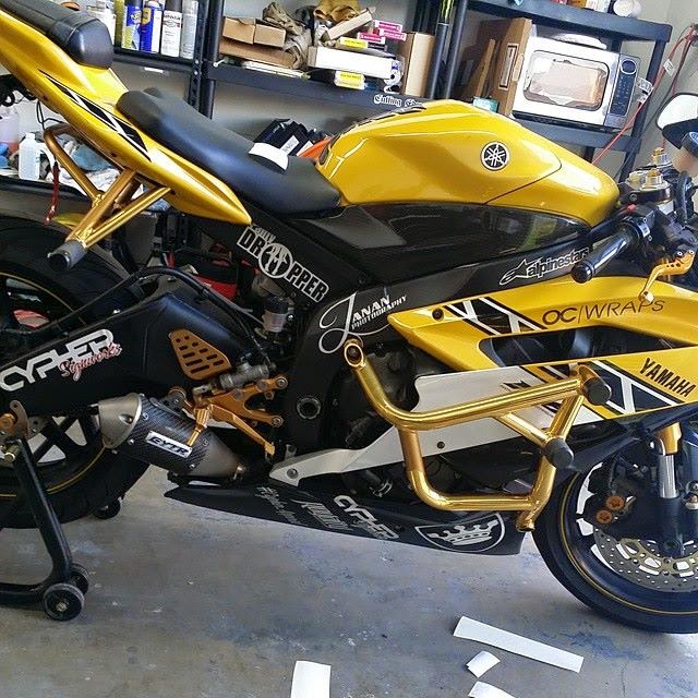 YAMAHA YZF R6 スタント仕様